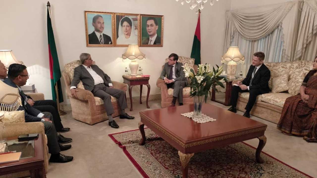 মির্জা ফখরুলের সঙ্গে ফ্রান্সের নতুন রাষ্ট্রদূতের সৌজন্য সাক্ষাৎ